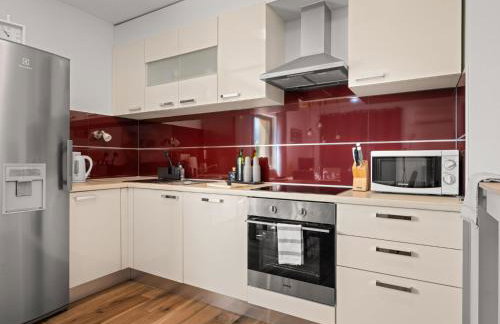 Holiday Home Mla i - Three Bedroom Holiday Home with Pool - Photo 12