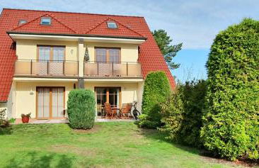 Ferienwohnung Gartentraum mit tollem Rasengarten - Foto 1