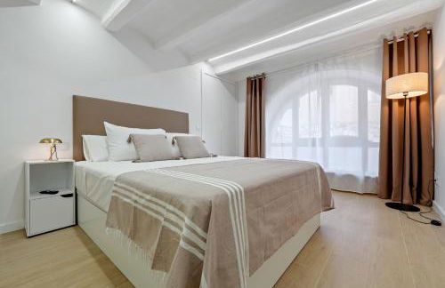 Hauzify I Apartaments La Plaça - Foto 9