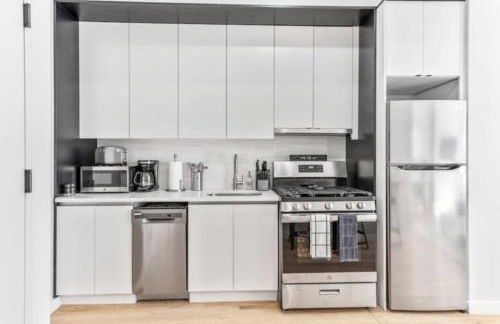 Studio w Charming Juliet Balcony in Upper East - Foto 2