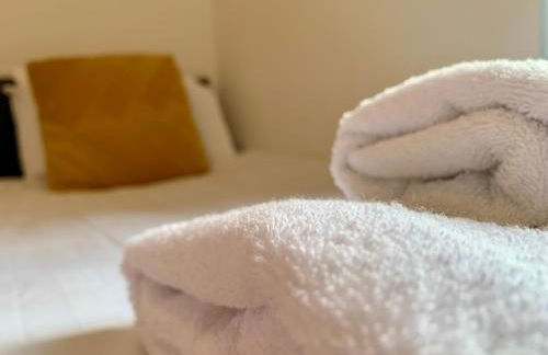 Cheerful - 3 Bed - Serviced Accommodation - In Heart of Northumberland - Sleeps 6 - Foto 4