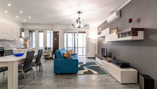 10 minuti a piedi dal mare, grande terrazza con ombrellone - Foto 5