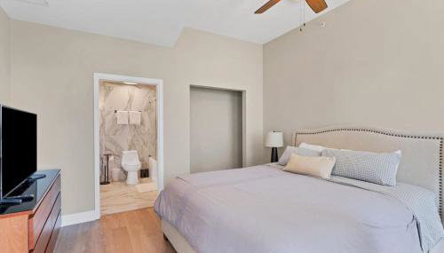 Beautiful Downtown Condo 1 Bed 1 Bath - Foto 2