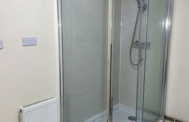 Beautiful 3-bed Bungalow in Bawtry Doncaster - Photo 7