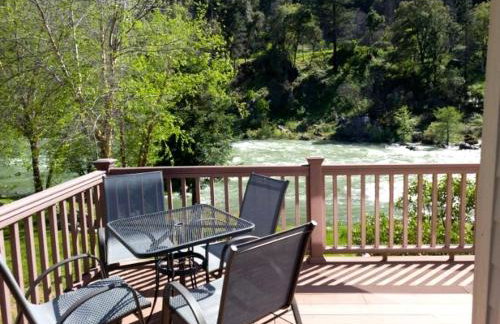 Elegant Cottage Rental on Banks of Trinity River, California - Foto 9