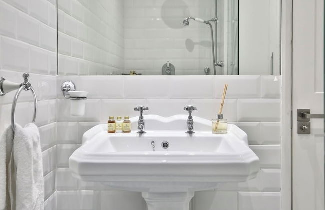 Newly Refurbished Flat With Great Transport Links - Foto 13