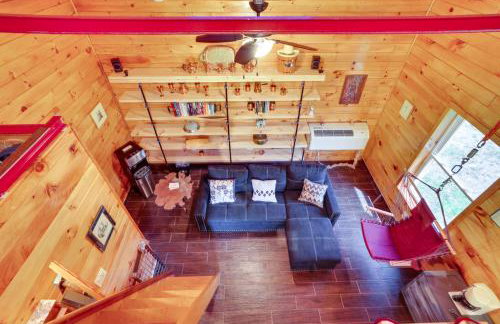 Cozy Upstate New York Getaway with Fire Pit! - Foto 2