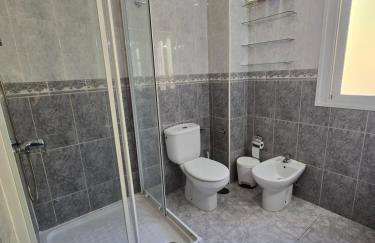 Apartamento en la Caleta con ascensor - Foto 16