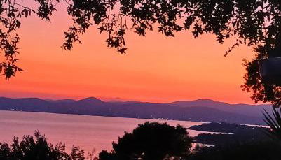 Vacation with exceptional sea views in St Raphaël - Foto 2