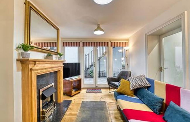 Host Stay The Basement on the Tything - Foto 6