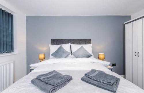 3BR Elegant House in Leeds Sleeps 6 Parking - Foto 39