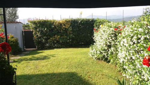 CASETTA MIRAVIGNA cozy flat with garden in Franciacorta & Iseo Lake - Foto 3, Garden view