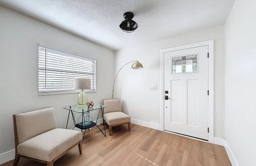 Newly Renovated | Minutes to Riverwalk & Beaches | Tampa Heights - Foto 23