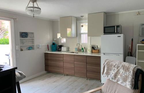 Tides Inn on the Bay Vacation Homes - Photo 11