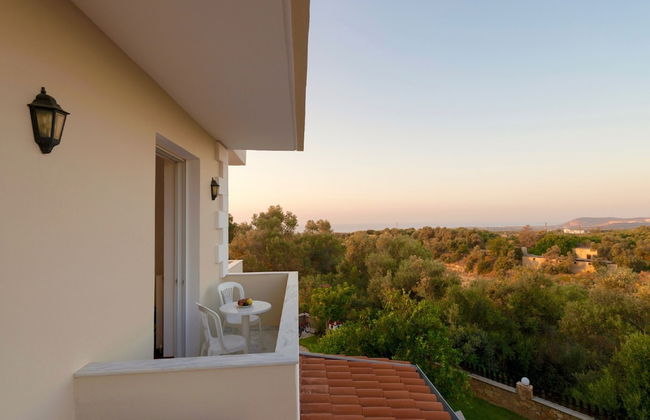 Kiriana Villa by LeaderStay - Photo 15