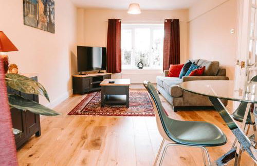 Romantic Country Cottage with Private Hot Tub - Foto 28