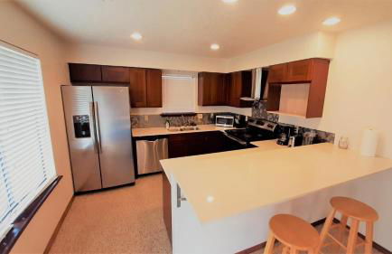 Near to OUHSC Hospitals-Garage Studio - Photo 11