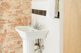 The Penthouse- Heart of OTR w/Rooftop Terrace - Foto 46