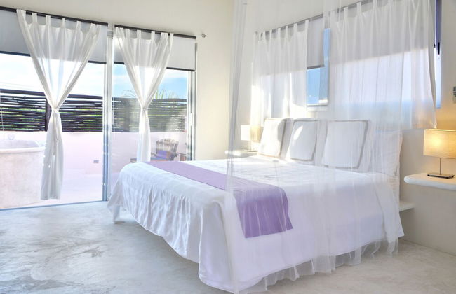 Villas Geminis Boutique Condo Hotel - Photo 26