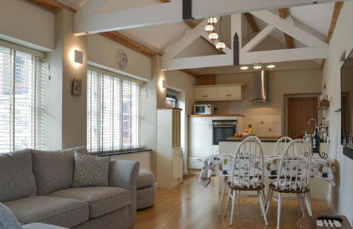 Trezeal Barn - Photo 3