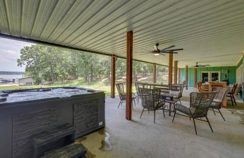 Hot Tub and Shared Dock Lakefront Grove House - Foto 30