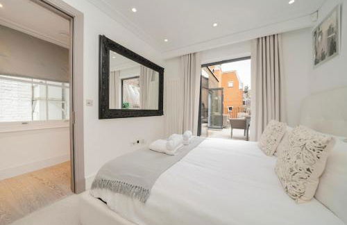 Mayfair's Luxurious Gem with Terrace - Foto 10