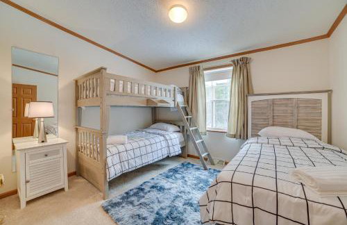 Cheboygan Getaway with Fire Pit and Lake Access! - Photo 21