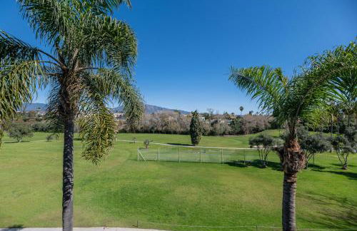 Stunning Duplex by the Golf & Terrace by the beach - Foto 58