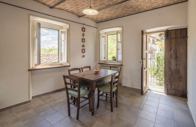 Casa Renato Apartments With Pool, Monforte D' Alba - Foto 28