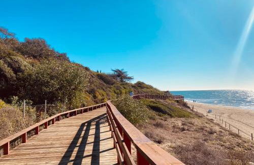 Penthouse with Sea and Golf Views 50m2 Terrace 2 Bedrooms 2 Bathrooms Elviria - Foto 68