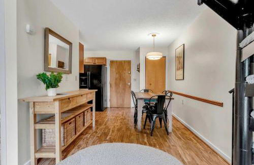 Updated Ski In Ski Out Condo Holiday Valley - Foto 24