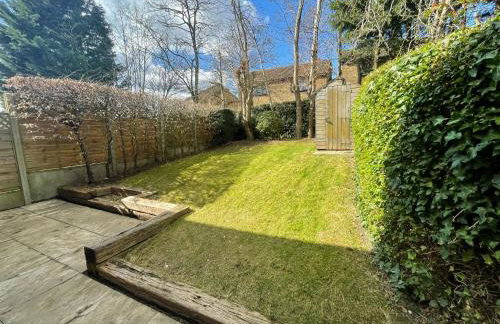 Milton Keynes 3BR, Stylish Home, Sleeps 5, Families Stays, Parking , Fast WiFi - Foto 42