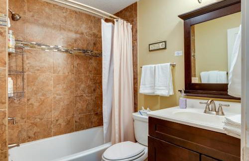 Bartlett Townhome with Balcony 1 Mi to Ski Resort! - Photo 19