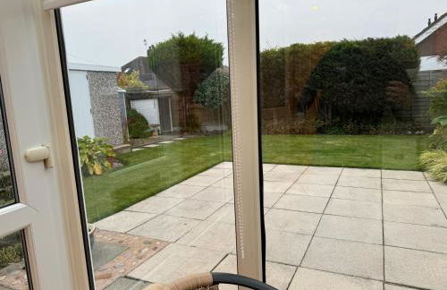 Linden Ave Bungalow - Foto 16