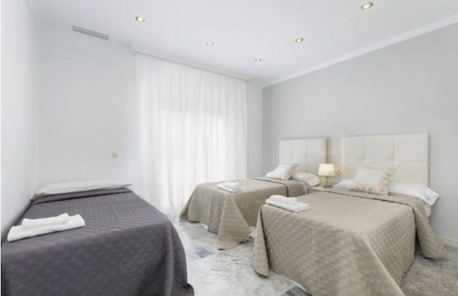 Elegant Villa Retreat - Foto 13