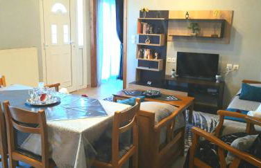 BAKIRAS HOUSE - Photo 20