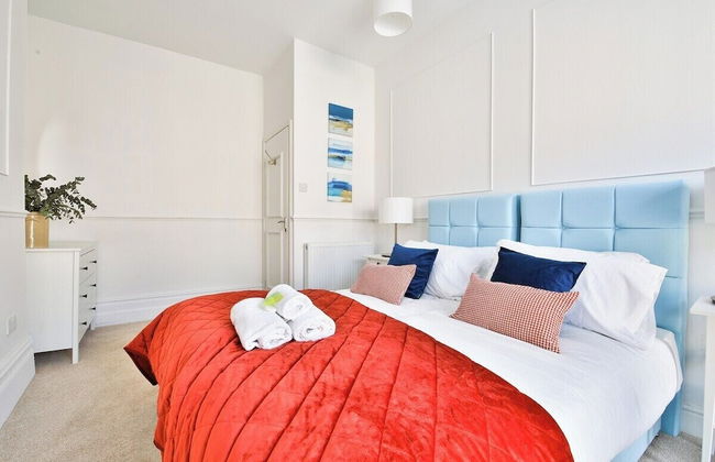 Beautifully Designed 2 Bed Apartment - Foto 18