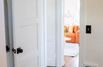 Entire house New Reno w AC Pet friendly gated back - Foto 6