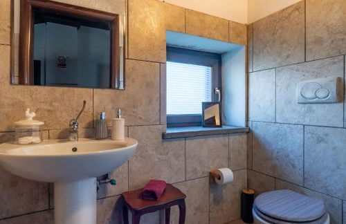 Tenuta Monte La Guardia - Cascate Naturali - Photo 101