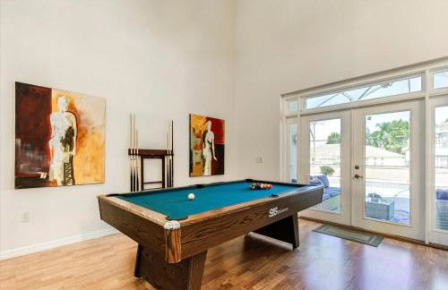Large Home-Private Pool, Spa, and Pet Friendly Sleeps 12 - Foto 7