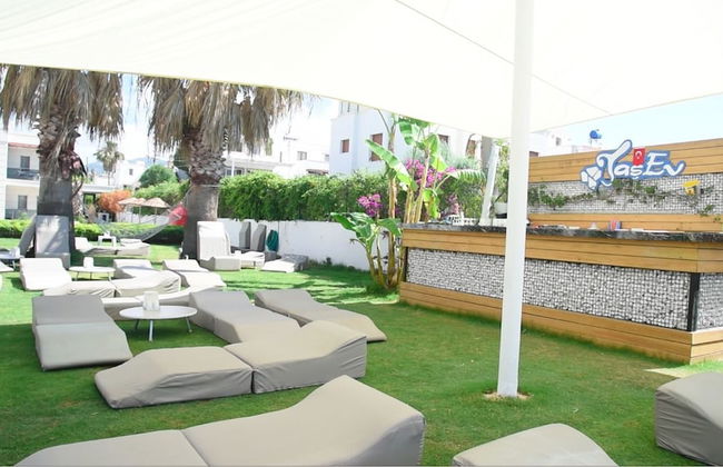 Tasev Apart Hotel - Photo 41