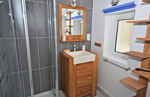 Maison rénovée avec mezzanine à Saint-Georges-d'Oléron, proche plage - FR-1-246A-114 - Foto 11