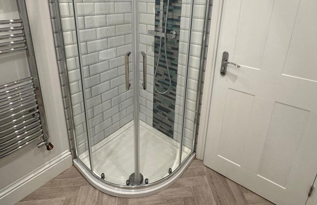 The Slipway Suite, Fowey Harbour & Parking 1 Min - Photo 11