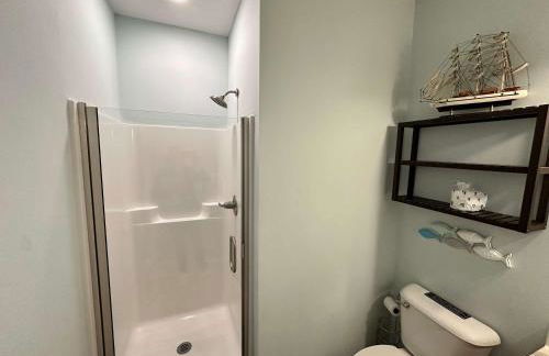 Lake It Easy - Waterfront Getaway with 7 Bedrooms - Foto 14