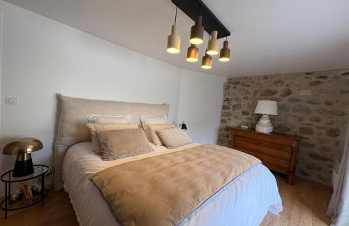 Maison de campagne, 136 M2, 4 pers, grande pièce de vie, 2 chambres, 2 salons, Cantal - Photo 24