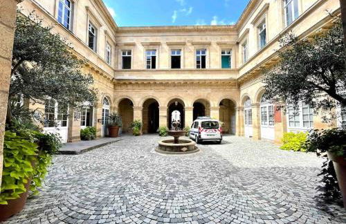 La Maison Des Cours - WIFI - Centre ville - Foto 28