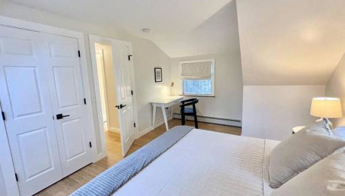 Quiet Family Friendly Home w/ Backyard [Owls Nest] - Photo 4