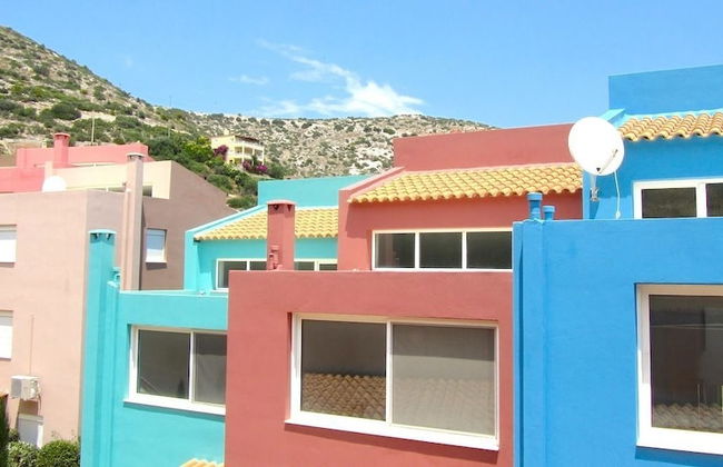 Amalia Residences - Photo 28