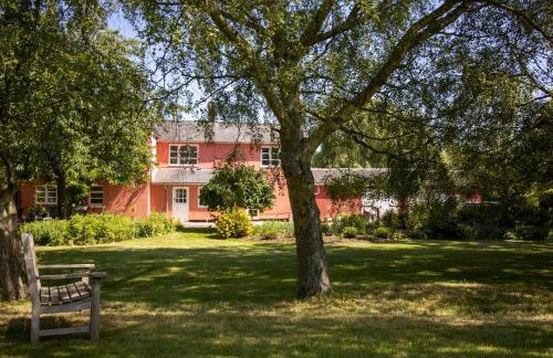 The Manor Dairy - Foto 14