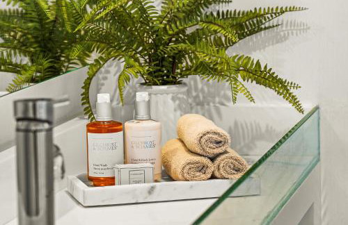 Modern waterfront living at Mondrian South Beach - 1123 - Foto 24